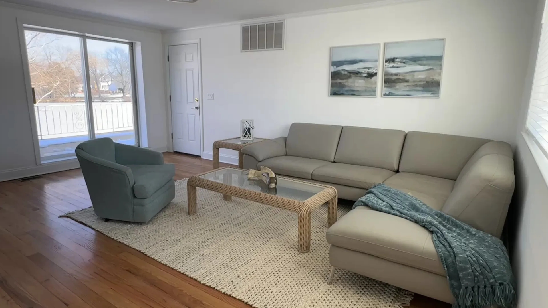 Living and dining area